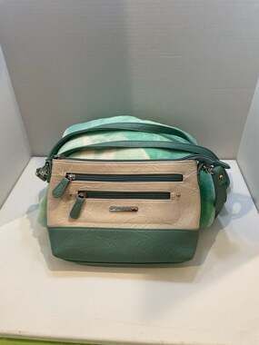 Stone & Co Talia Bonded Leather Crossbody Purse . Sage Green/Cream.